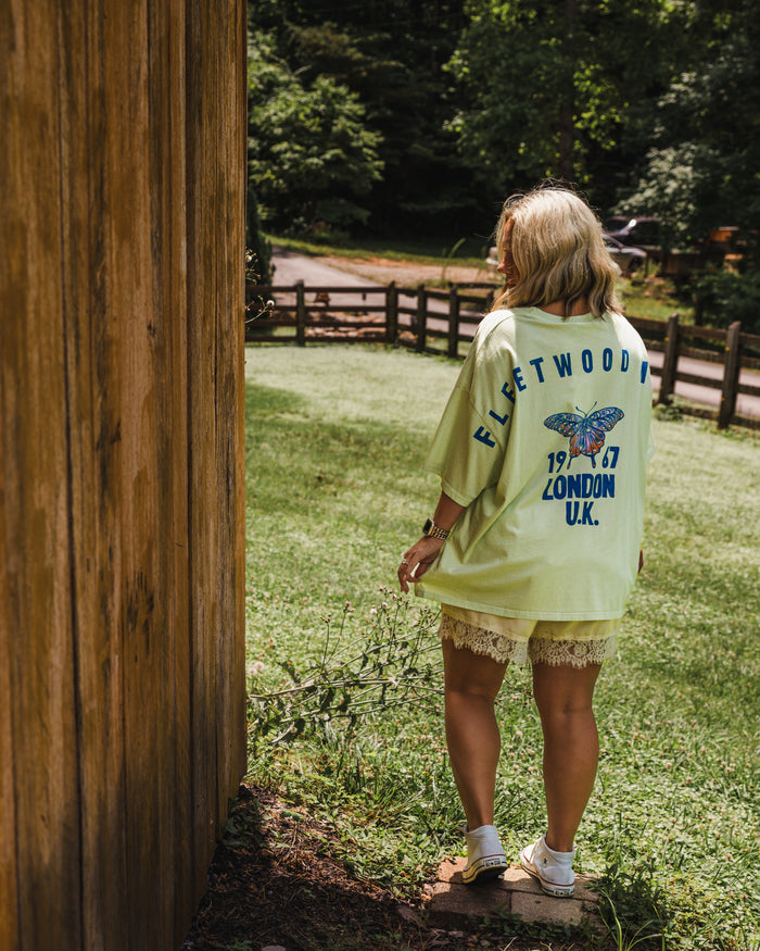 Licensed Daydreamer Fleetwood Mac 1967 Butterfly One Size Tee