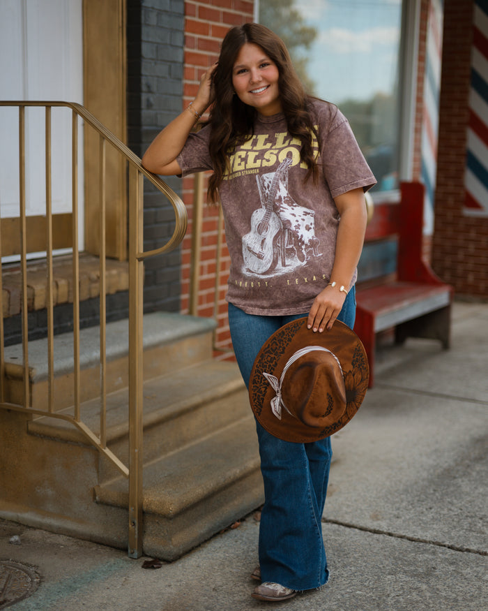 Daydreamer Licensed Willie Nelson Read Headed Stranger Weekender Tee