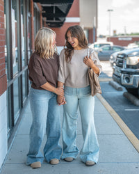 Exposed Short Sleeve Pullover