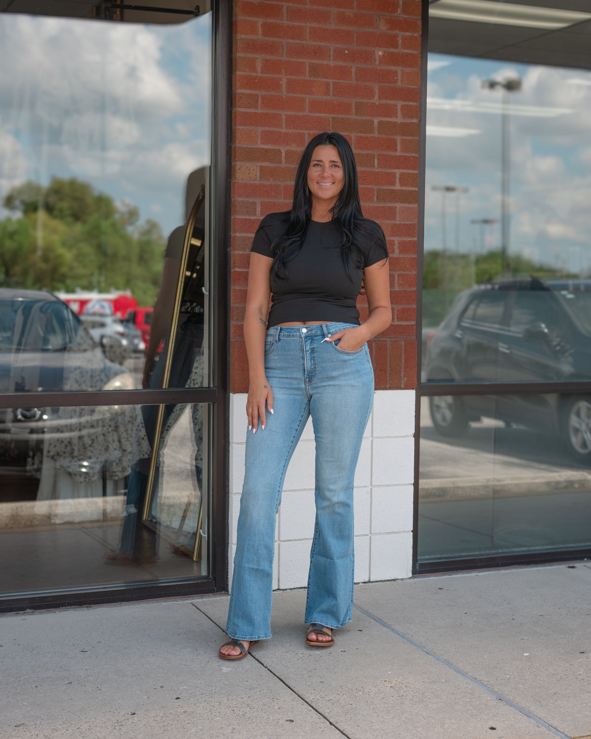 Good American Good Legs Flare Jeans in Indigo 1290