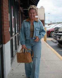 Good American The Denim Swing Cropped Jacket