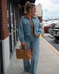 Good American The Denim Swing Cropped Jacket