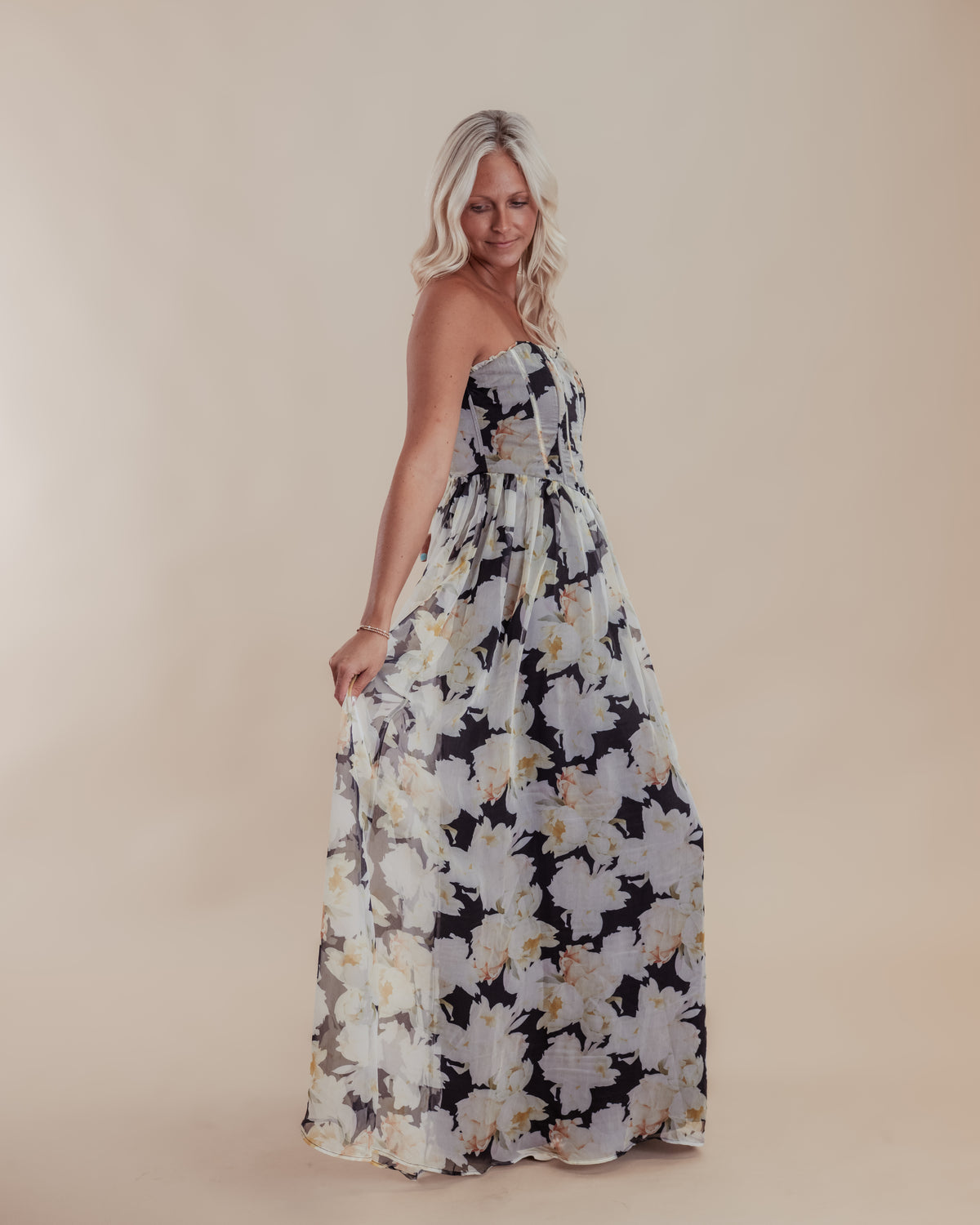 Lulu's Remi Corset Dress