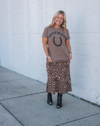 Mother Horseshoe Mom Western Graphic Tee - Espresso
